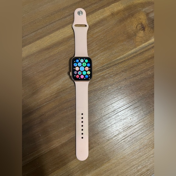 Apple Other - Apple Watch Series 5, 44mm